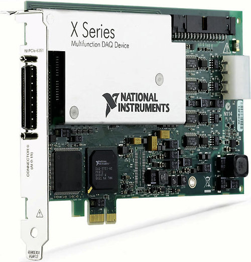 Placa PCIe de E/S multifunción, 16 AI, 24 DIO, 2 AO, 1 PLL, de la Serie X (PCIe-6351) 781048-01