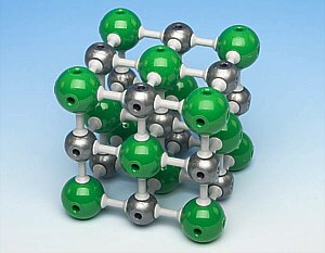 Modelo de Cloruro de Sodio (con enlace largos en Cloro) MKO-127-27