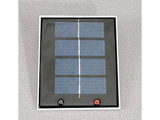 Pequeño panel solar experimental SE-8847