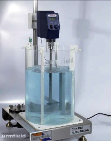 Aparato p/estudios experimentales sobre la mezcla de fluidos CEK-MkII
