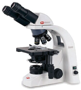 Microscopio ergonómico Binocular de rutina c/Optica Extra Plana Corregida a Infinito e iluminación LED BA310E Binocular LED