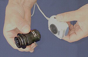 Adaptador p/acoplar cámaras videomicroscópicas a instrumentos trinoculares de la serie SMZ CCAD SMZ 035